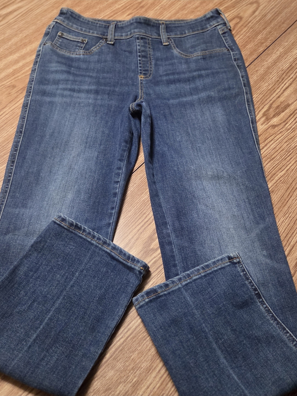 Chico's Women's Pull On Straight-Leg Blue Denim Jeans